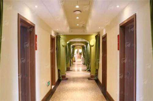 五、价格参考与变得更美邀约