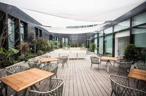 三、影响成都八大处医疗美容医院徐奕昊隆胸价格的因素