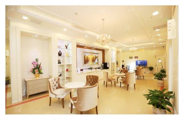 想了解上海仁爱医院双眼皮？附医院介绍、特色技术与真实案例参考