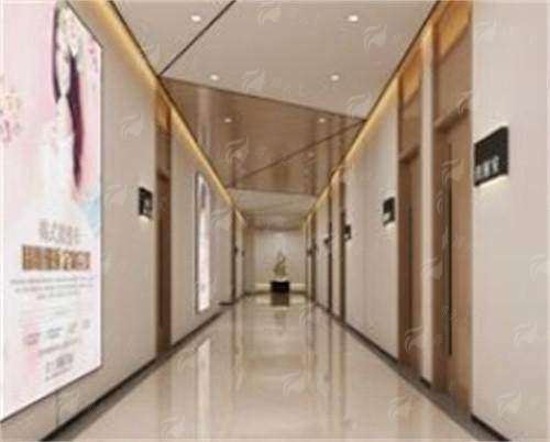 赣州叶子医疗美容医院地址价格表：谢瑶医生双眼皮特色项目解析-24小时新颜智尚小程序预约