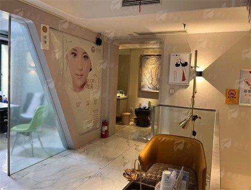 二、新乡弈诺美医疗美容医生团队实力