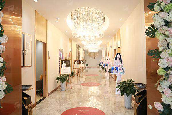 四、合肥华美整形医院吸脂真实实例对比