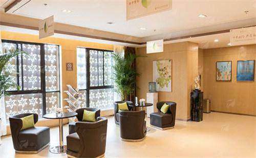 四、柳州仁美脂肪移植术后管理特色