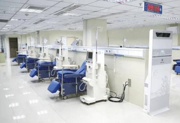 上海海华整形安洪宾肋软骨隆鼻口碑怎样？新颜智尚小程序预约，查看真实案例