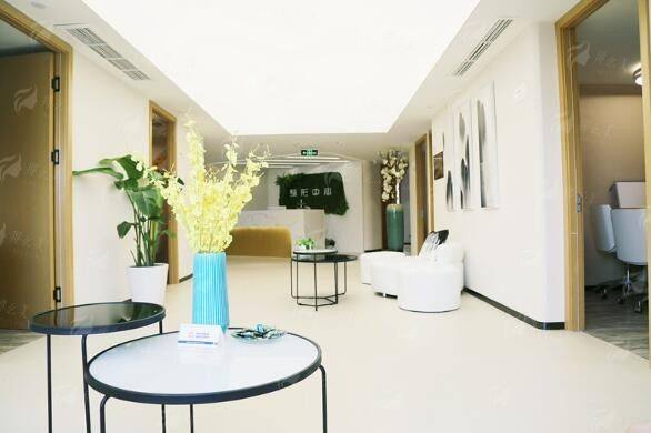 四、上海海华整形安洪宾院长的肋软骨隆鼻如何预约与选择？