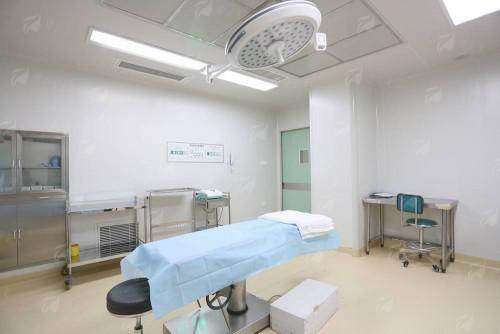 三、李晨阳医生技术特色与自然度对比