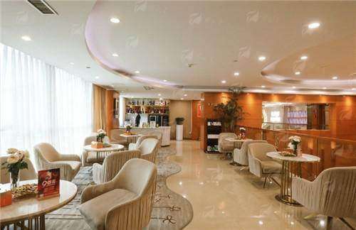 三、杭州连天美医疗美容医院的隆鼻价格与杭州市场对比