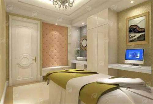 二、柳州仁美整形美容外科诊所去双下巴经典实例展示