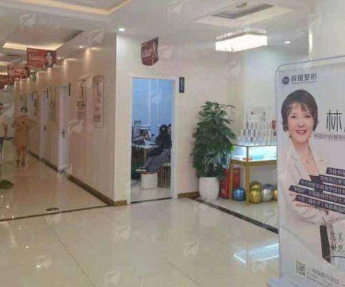 二、益阳明瑞医疗美容开眼角的价格贵吗？