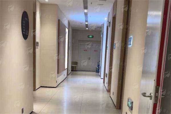 三、厦门思明美仑美奂医疗美容的吸脂价格贵不贵？厦门地区怎么选？