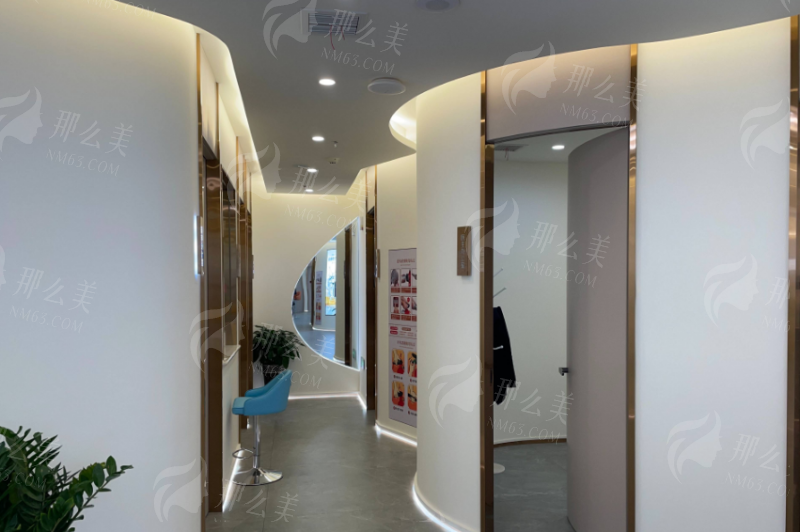 苏州维多利亚美容医院高建朋和刘大猛双眼皮谁最自然？对比看差异，附预约挂号方式