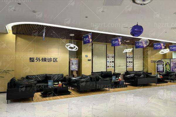 二、面部轮廓精细化雕刻四大核心技术解析