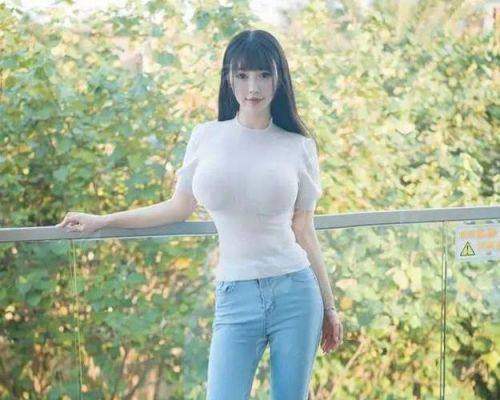 三、在郑州做隆胸，选择郑州东方整形李冰医生价格贵吗？