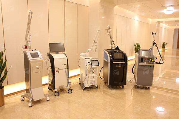 三、温州丽星医疗美容门诊：三型胶原填充价格体系与疗程方案