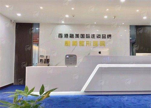 二、房永刚医生：精细把控双眼皮手术的细节美学