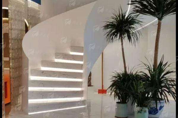 一、阜阳曙光植发:植发技术与特色项目