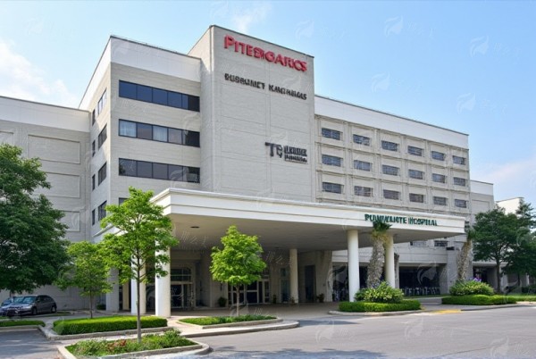 重庆开州薇雅医疗美容做提眉的医生靠谱吗?