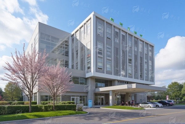 四、如何预约南宁华美医疗的玻尿酸丰唇服务？