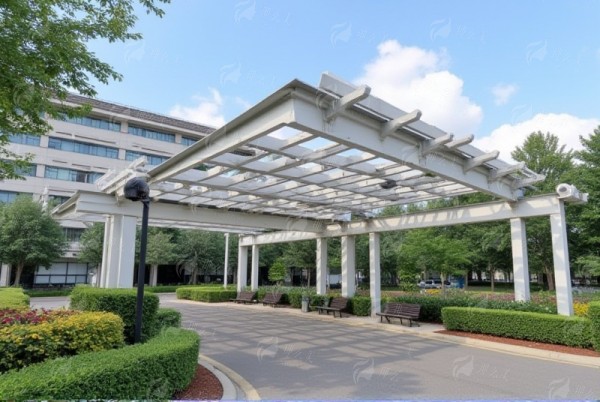 四、内切祛眼袋手术的术后护理需要注意什么?