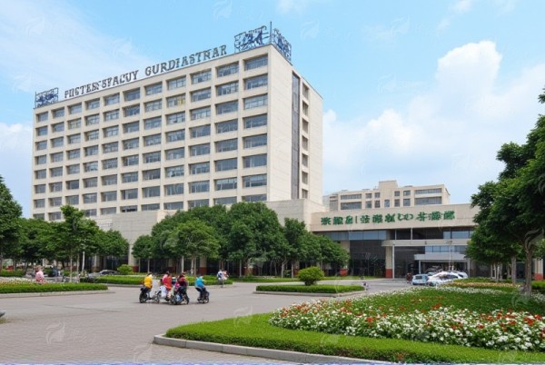 湖北武汉江城整形外科医院隆鼻术后成效能维持多久？